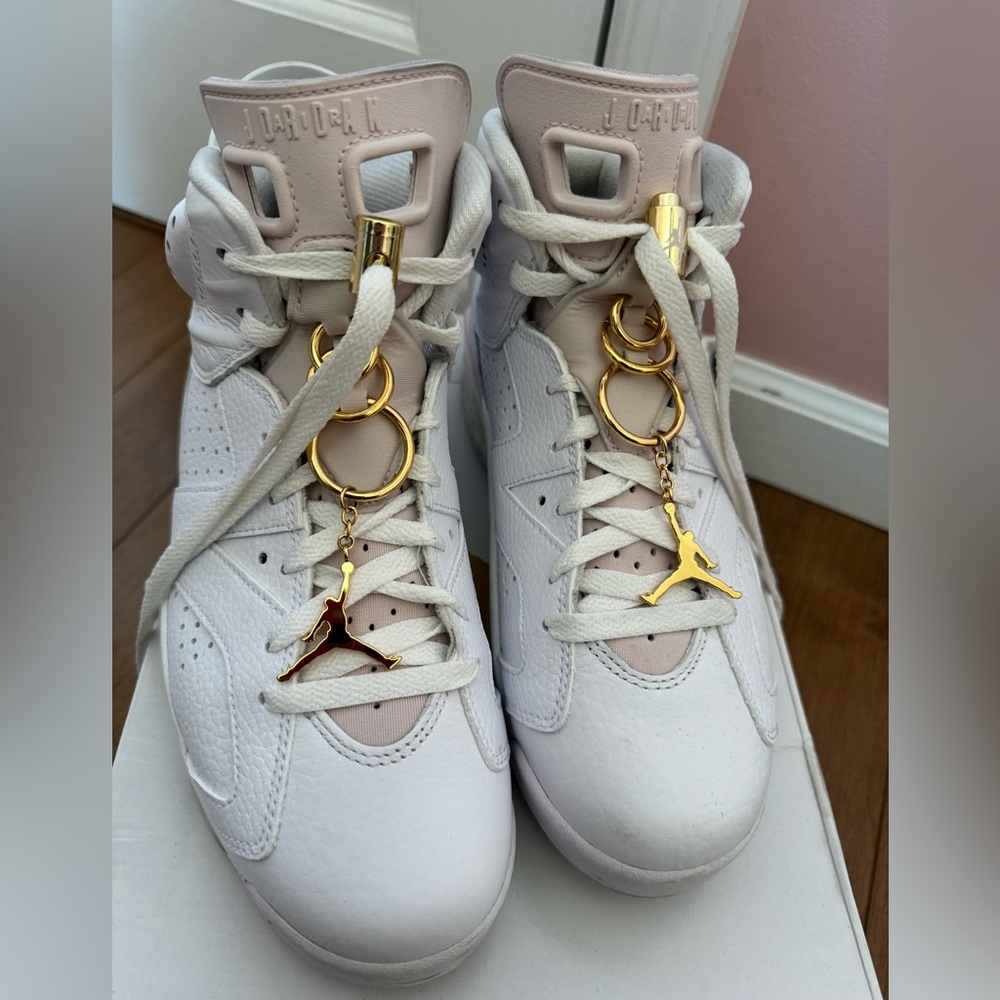 Women’s Air Jordan 6 Retro